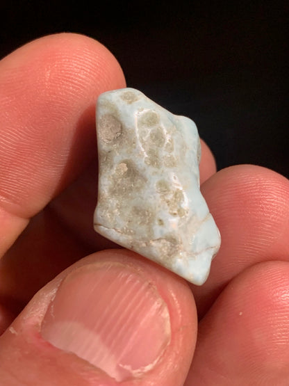 Larimar – pierre roulée – 28 x 16 x 15 mm – 9,9 gr.