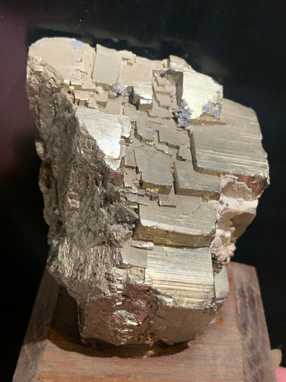 Pyrite, spécimen brut de 69 x 54 x 46 millimètres - 324 grammes