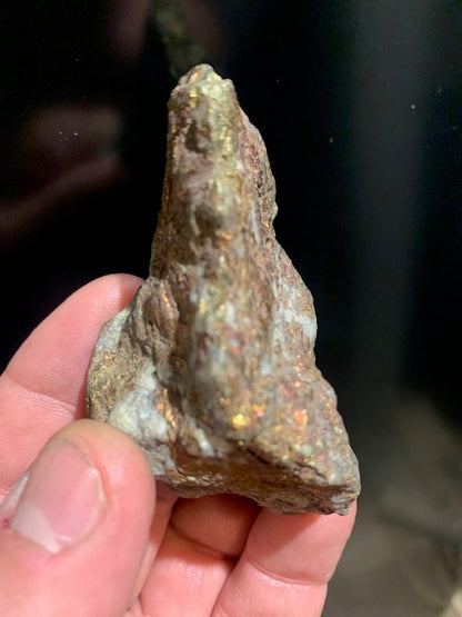 Chalcopyrite, spécimen brut de 72 x 42 x 37 millimètres - 120,7 grammes