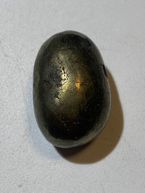 Chalcopyrite – Pierre roulée (polie) – 32 x 22 x 20 mm – 35,1 gr.