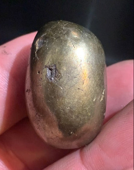 Chalcopyrite – Pierre roulée (polie) – 32 x 22 x 20 mm – 35,1 gr.