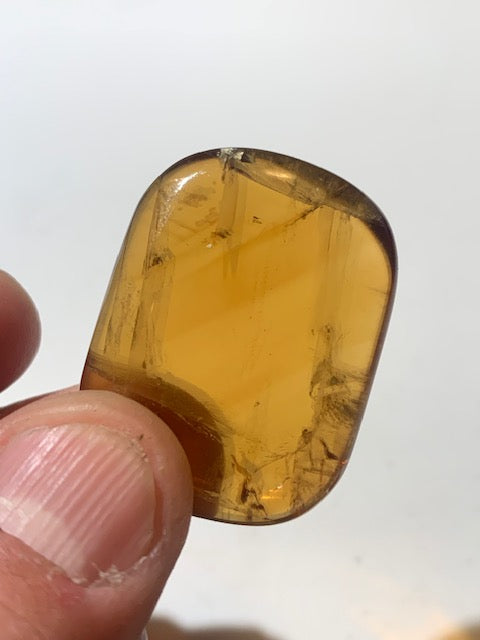 Calcite miel, galet rectangulaire de 39 x 30 x 12 mm - 25 gr.