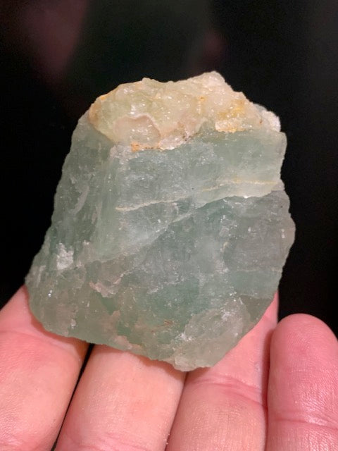 Calcite verte, pièce brute et naturelle - 57 x 51 x 45 mm - 168,5 gr.