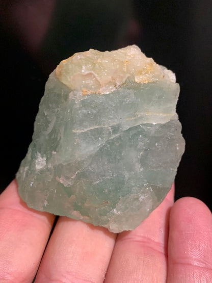 Calcite verte, pièce brute et naturelle - 57 x 51 x 45 mm - 168,5 gr.