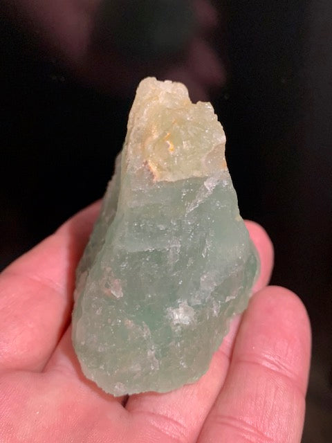 Calcite verte, pièce brute et naturelle - 57 x 51 x 45 mm - 168,5 gr.