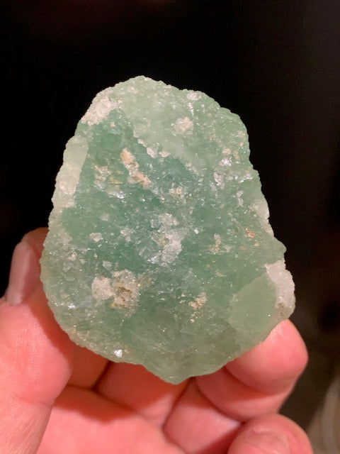 Calcite verte, pièce brute et naturelle - 57 x 51 x 45 mm - 168,5 gr.