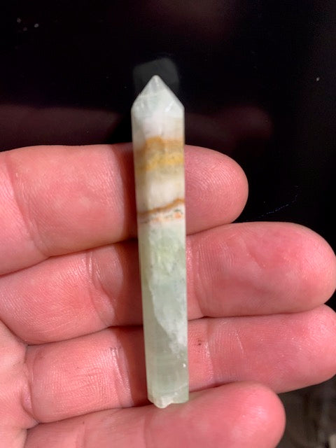 Calcite verte, Pointe/ Laser - 61 x 8 mm - 9,2 gr.
