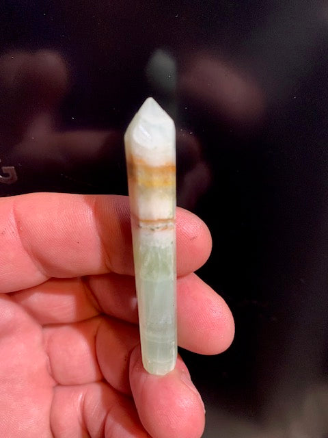 Calcite verte, Pointe/ Laser - 61 x 8 mm - 9,2 gr.