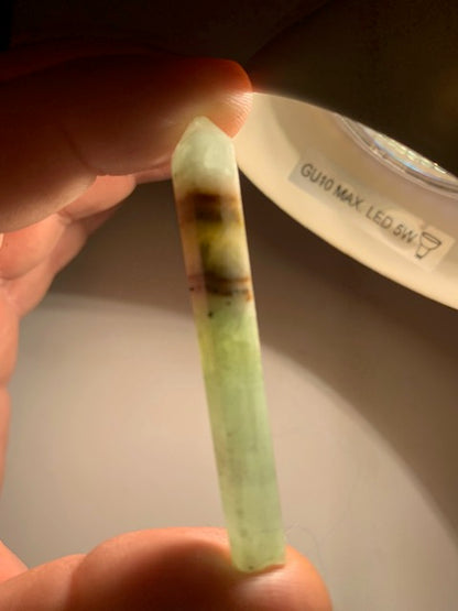 Calcite verte, Pointe/ Laser - 61 x 8 mm - 9,2 gr.