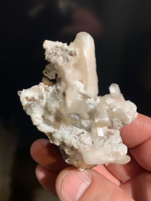 Heulandite, spécimen brut et naturel, collection ancienne - 73 x 58 x 39 mm - 55 gr.
