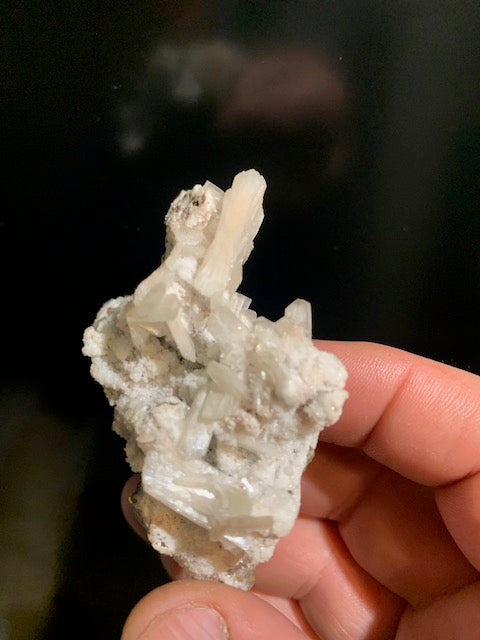 Heulandite, spécimen brut et naturel, collection ancienne - 73 x 58 x 39 mm - 55 gr.