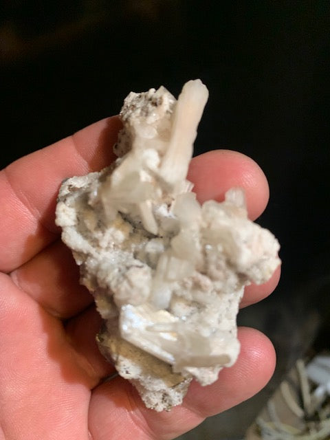Heulandite, spécimen brut et naturel, collection ancienne - 73 x 58 x 39 mm - 55 gr.