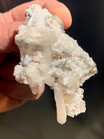 Heulandite, spécimen brut et naturel, collection ancienne - 73 x 58 x 39 mm - 55 gr.