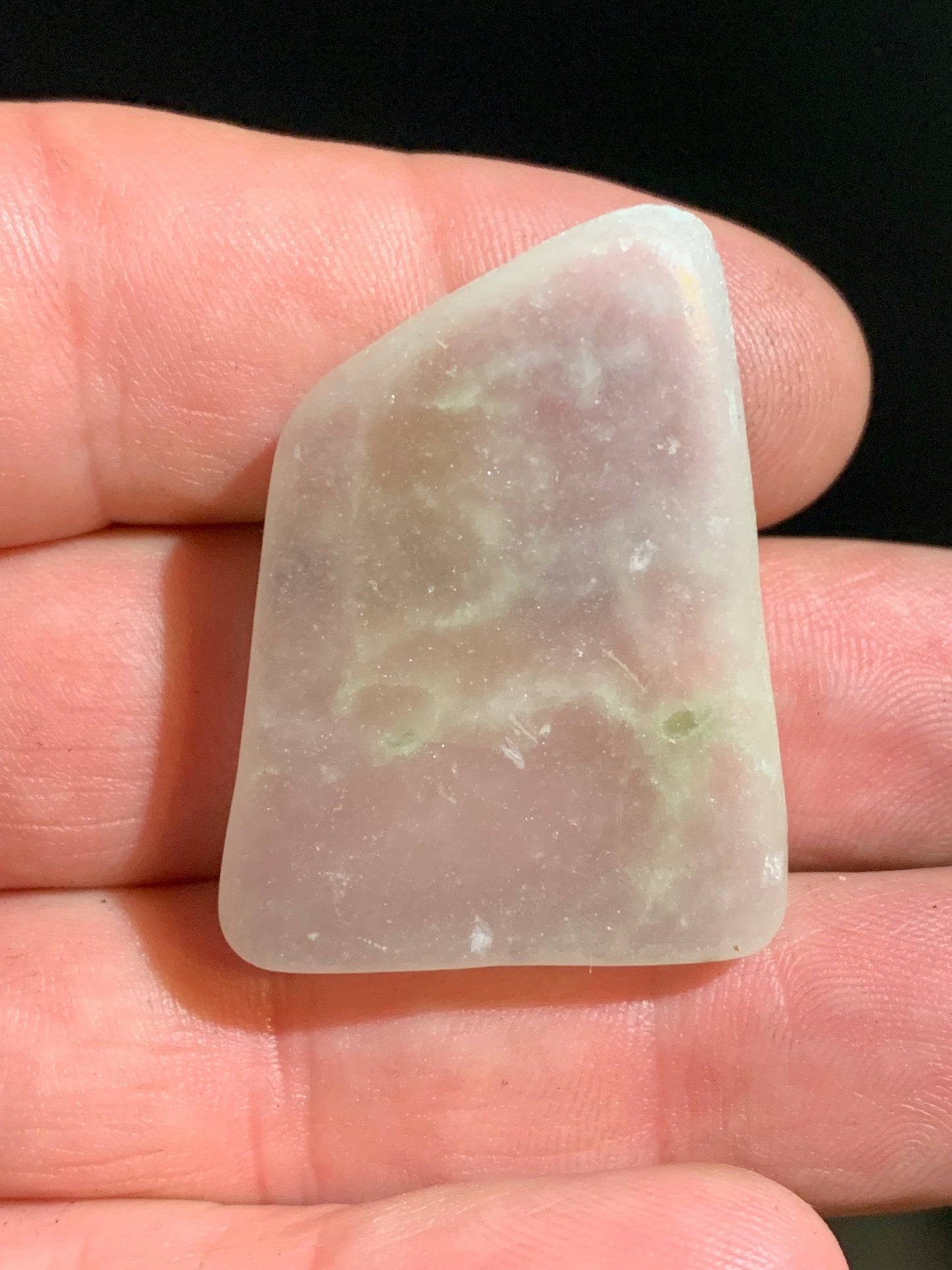 Ulexite - spécimen naturel 'pierre télévision' - 38 x 29 x 12 mm - 19,9 gr. - Qualité AA