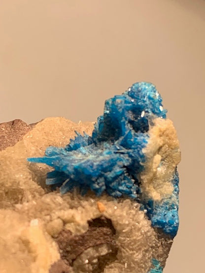 Cavansite, spécimen brut - 48 x 31 x 16 mm - 18,6 gr.