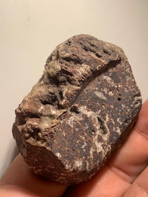Cavansite, spécimen brut - 65 x 26 x 24 mm - 95 gr.