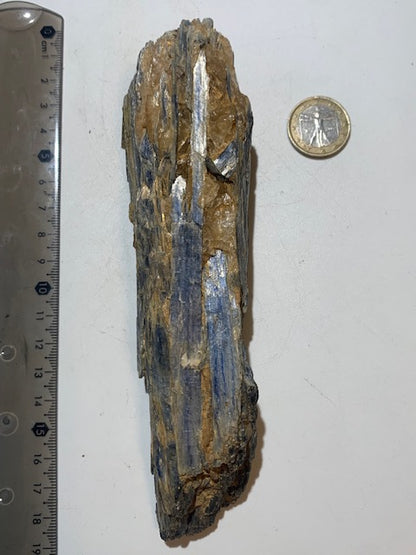 Cyanite disthène, spécimen naturel - 170 x 47 x 32 mm - 396 gr.