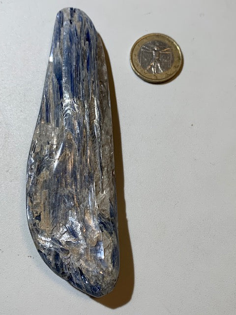Cyanite disthène, spécimen naturel -  120 x 35 x 20 mm - 126,3 gr.