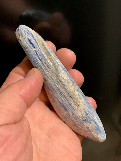 Cyanite disthène, spécimen naturel -  120 x 35 x 20 mm - 126,3 gr.