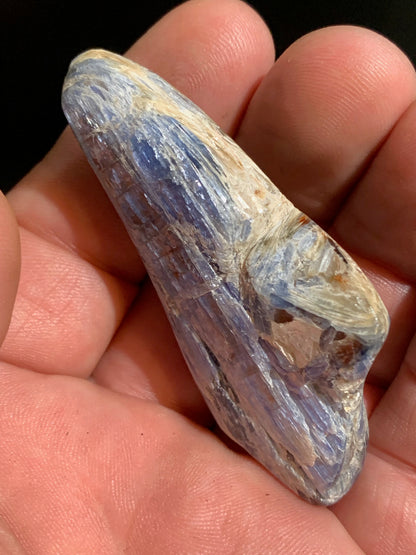 Cyanite disthène, spécimen naturel - 68 x 33 x 15 mm - 47,8 gr.