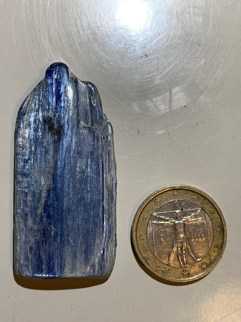 Cyanite disthène, spécimen naturel - 52 x 24 x 7  mm - 20,5 gr.
