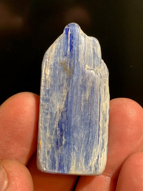 Cyanite disthène, spécimen naturel - 52 x 24 x 7  mm - 20,5 gr.