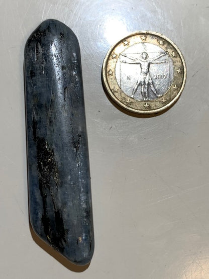 Cyanite disthène, spécimen naturel - 54 x 16 x 9 mm - 21 gr.