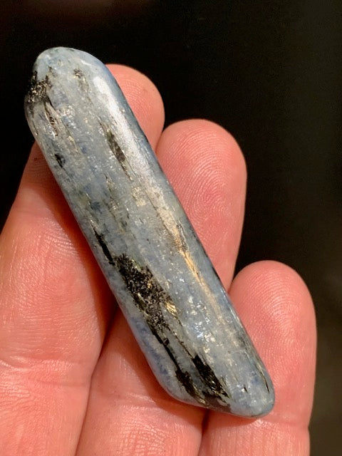 Cyanite disthène, spécimen naturel - 54 x 16 x 9 mm - 21 gr.