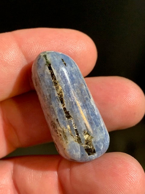 Cyanite disthène, spécimen naturel - 36 x 19 x 16 mm - 25,6 gr.