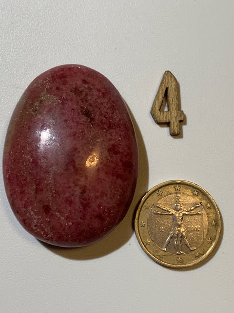 Rhodonite - 4 galets au choix - 45 x 35 x 15 mm environ - Qualité AA à AAA