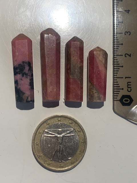 Rhodonite – 4 petites pointes/lasers au choix – environ 30 mm x 8 mm de diamètre – Qualité AA à AAA – Parfaites pour la création de pendentifs