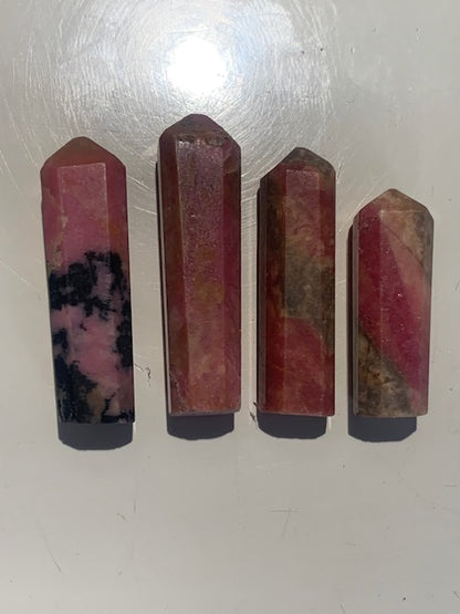 Rhodonite – 4 petites pointes/lasers au choix – environ 30 mm x 8 mm de diamètre – Qualité AA à AAA – Parfaites pour la création de pendentifs