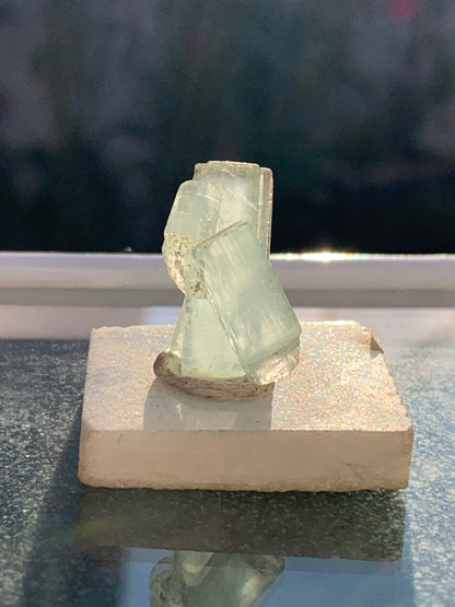 Aigue-marine, macle de cristaux naturels de 21mm x14 x11 - 17,5 grammes. Parfait en bijouterie, collection ,exposition...