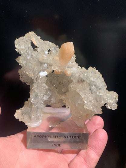 Apophyllite avec Stilbite sur socle – Superbe spécimen naturel, pièce de collection - 📽️ Vidéo disponible