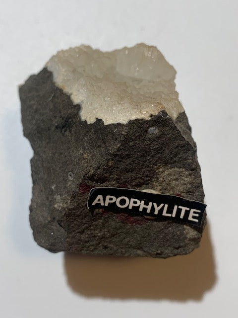 Apophyllite – spécimen brut et naturel - Collection ancienne - 62 x 60 x 54 cm - 153,2 gr.