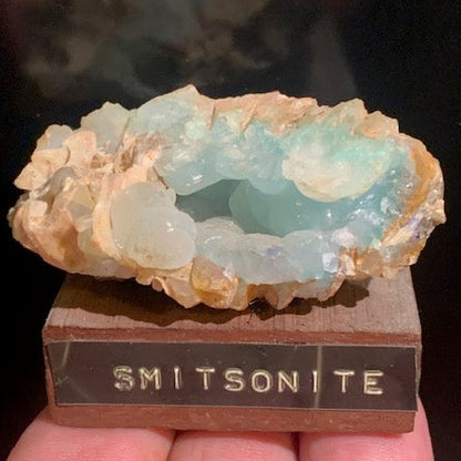 Smithsonite bleue – spécimen brut et naturel - Collection ancienne - 60 x 35 x 29 cm - 80 gr.