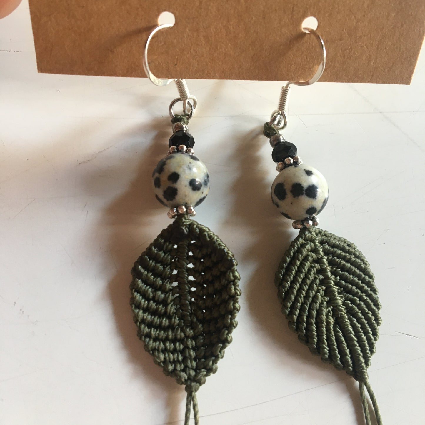 🧵 Boucles d’oreilles tissées à la main avec perle en pierre semi-précieuse – Choisissez votre perle et recevez une création sur mesure ! Fait par Créatipik (Fr°)