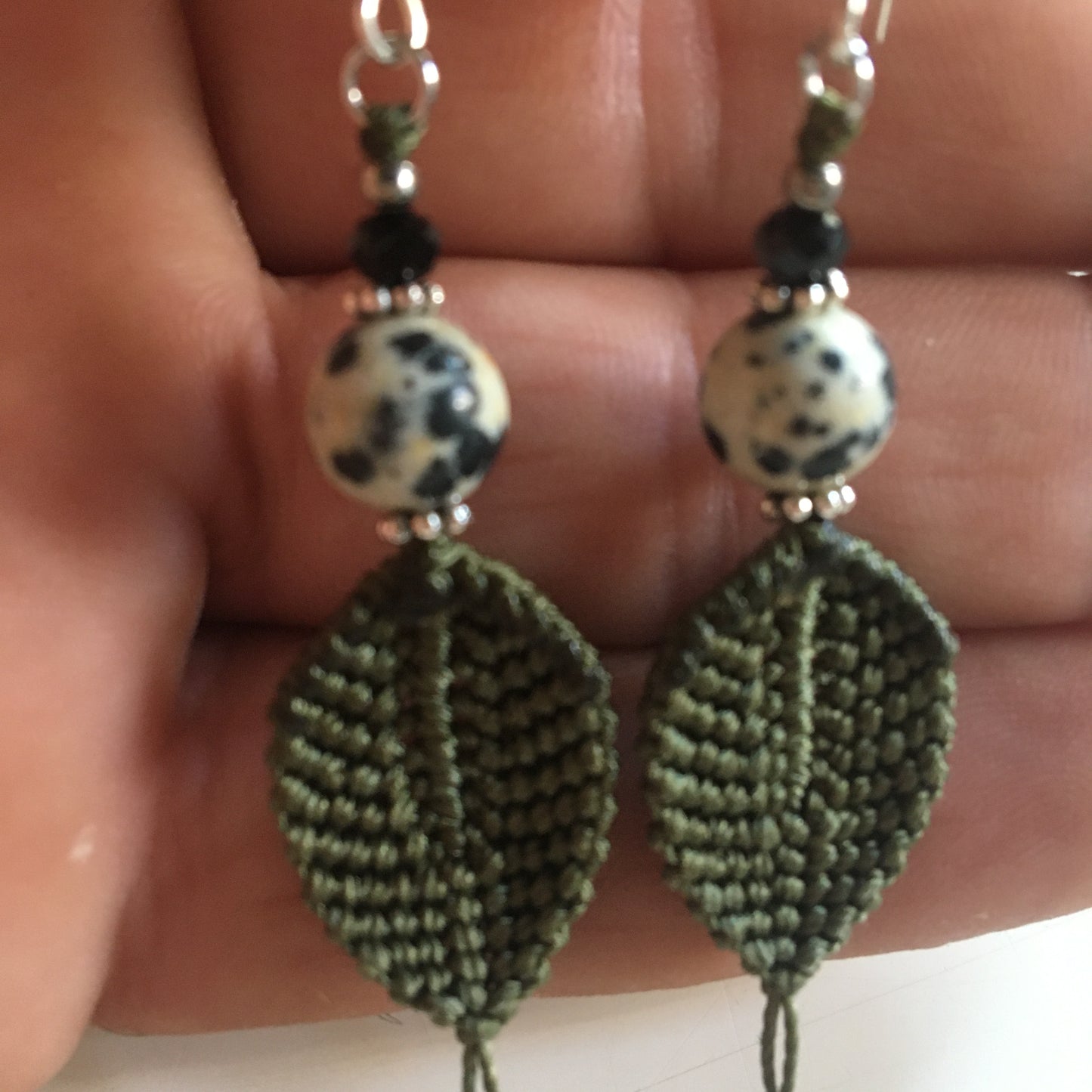 🧵 Boucles d’oreilles tissées à la main avec perle en pierre semi-précieuse – Choisissez votre perle et recevez une création sur mesure ! Fait par Créatipik (Fr°)