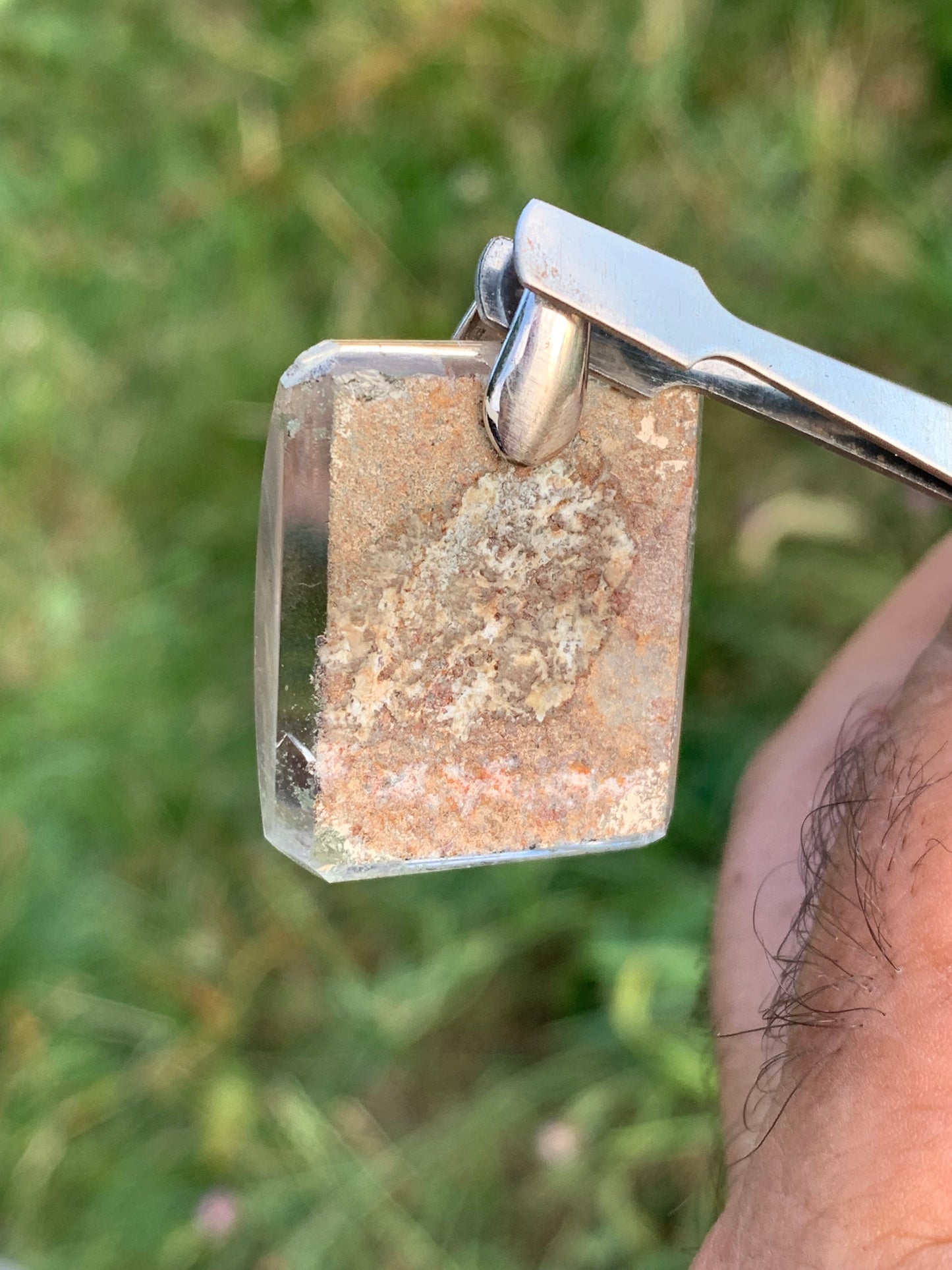 Cristal de roche/ Quartz Lodolite, quartz Chaman ou quartz jardin ! Pendentif en Argent, 36 mm de hauteur x 24 x 10 - 14,8 gr.. Vendu avec cordon réglable de couleur noire !