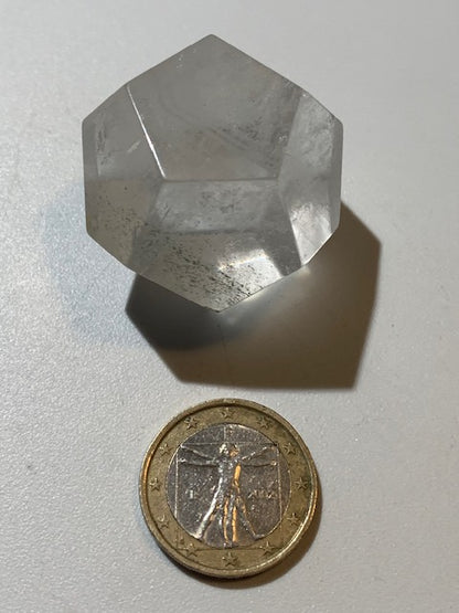 Dodécaèdre en cristal de roche, un des 5 Solides de Platon - 37 mm/ 50 gr. - Qualité A à AAA