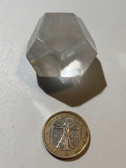 Dodécaèdre en cristal de roche, un des 5 Solides de Platon - 37 mm/ 50 gr. - Qualité A à AAA