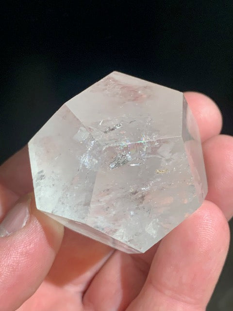 Dodécaèdre en cristal de roche, un des 5 Solides de Platon - 48 mm/ 105,7 gr. - Qualité A à AAA