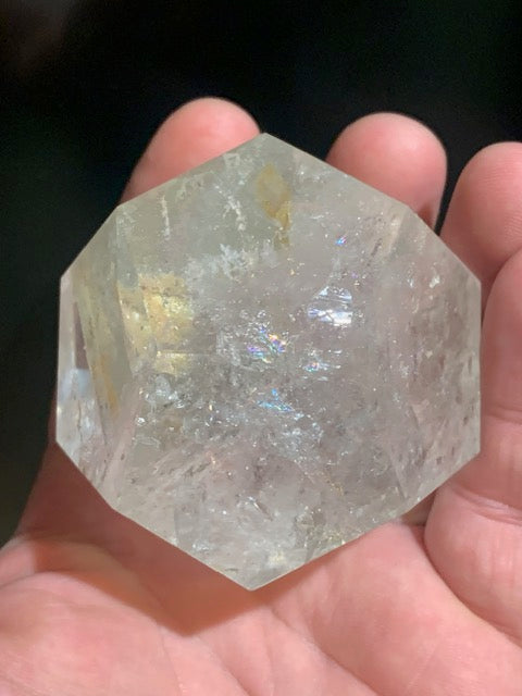 Dodécaèdre en cristal de roche, un des 5 Solides de Platon - 68 mm/ 292,7 gr. - Qualité AA à AAA