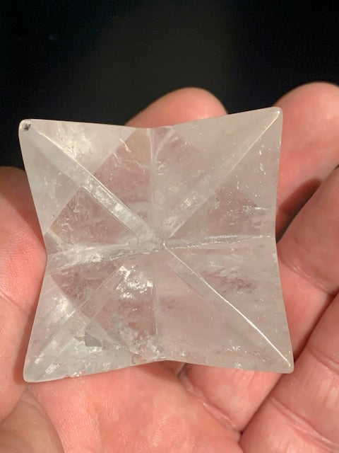 Mercaba/ Mercabah/ Merkabah (étoile à 8 branches), en cristal de roche. De 43 x 43 x 43 mm - 137 gr. Qualité A à AAA