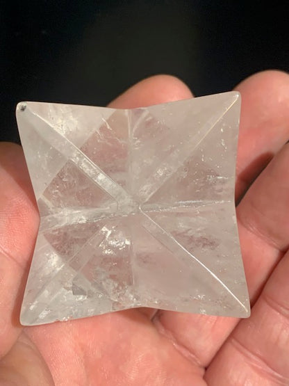 Mercaba/ Mercabah/ Merkabah (étoile à 8 branches), en cristal de roche. De 43 x 43 x 43 mm - 137 gr. Qualité A à AAA