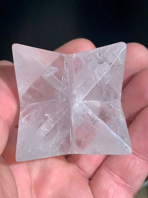 Mercaba/ Mercabah/ Merkabah (étoile à 8 branches), en cristal de roche. De 43 x 43 x 43 mm - 137 gr. Qualité A à AAA