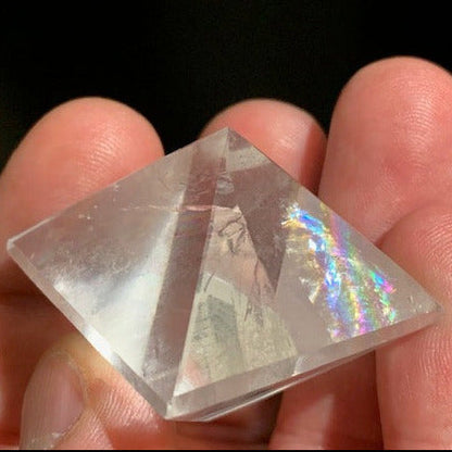 Rock crystal octahedron, one of the 5 Platonic Solids - ± 34 x 37 x 48 mm / 43.9 g - Grade A to AAA