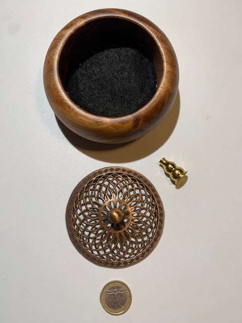 Brûleur d'aromathérapie, porte-encens en bois avec couvercle en métal rétro – Idéal pour cônes, grains, herbes – 10,2 x 7,5 cm - 0,133 Kg