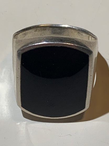Bague/ chevalière avec cabochon d'Onyx en Argent 0.925. - Taille 61 Fr.