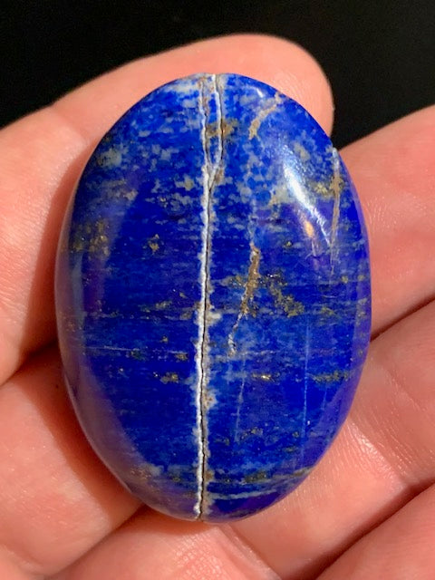 Lapis lazuli, galet/ pierre plate de 44 x 31 x 14 mm - 33,4 gr. - Qualité AA à AAA